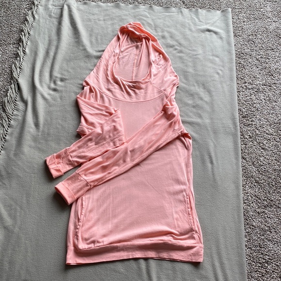 Top - Picture 1 of 5